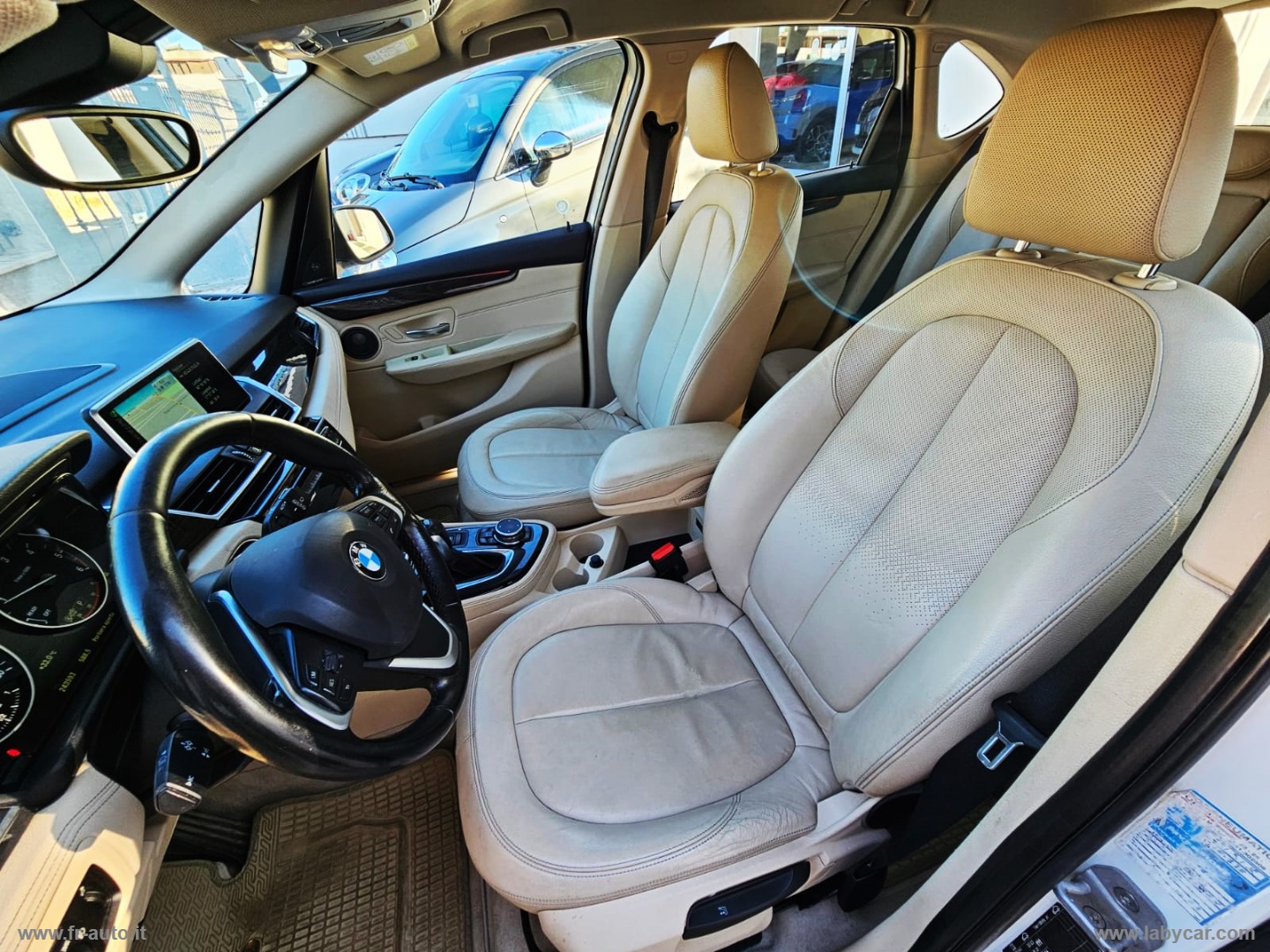 218d xDrive Active Tourer Luxury aut. - immagine 13