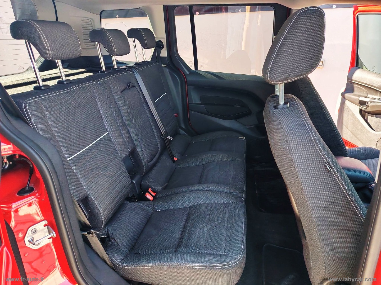 Tourneo Connect 1.5 TDCi 120 CV Tit. - immagine 13