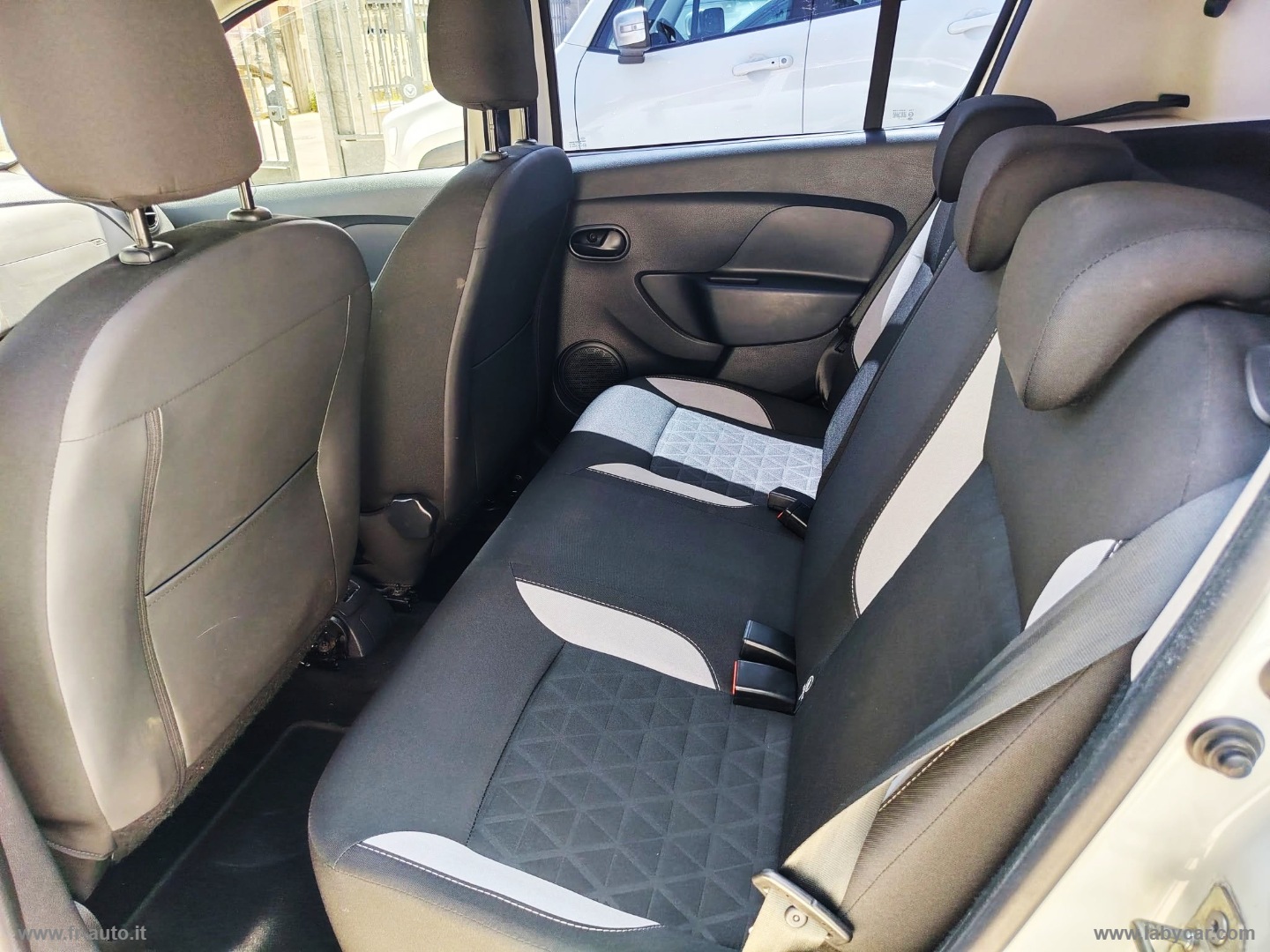 Sandero Stepway 1.5 dCi 8V 90 CV Prest. - immagine 13