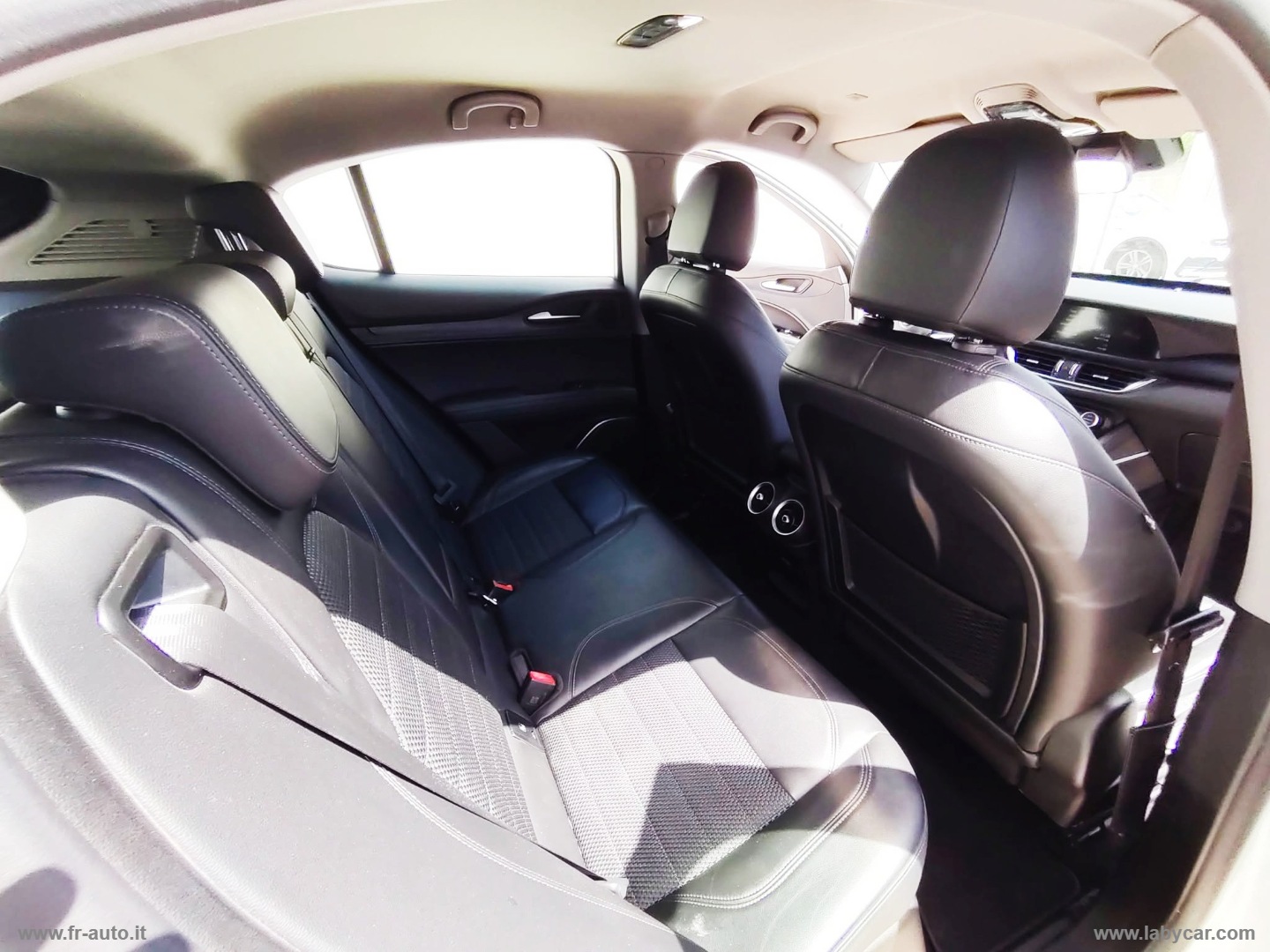 Stelvio 2.2 T.diesel 150CV AT8 RWD Super - immagine 13