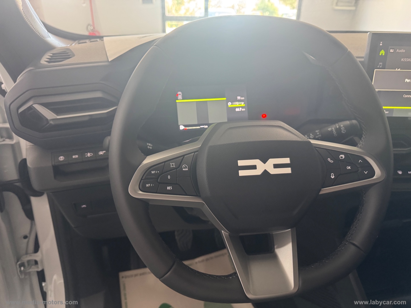 Duster Eco-G 120 CV auto Expression - immagine 13