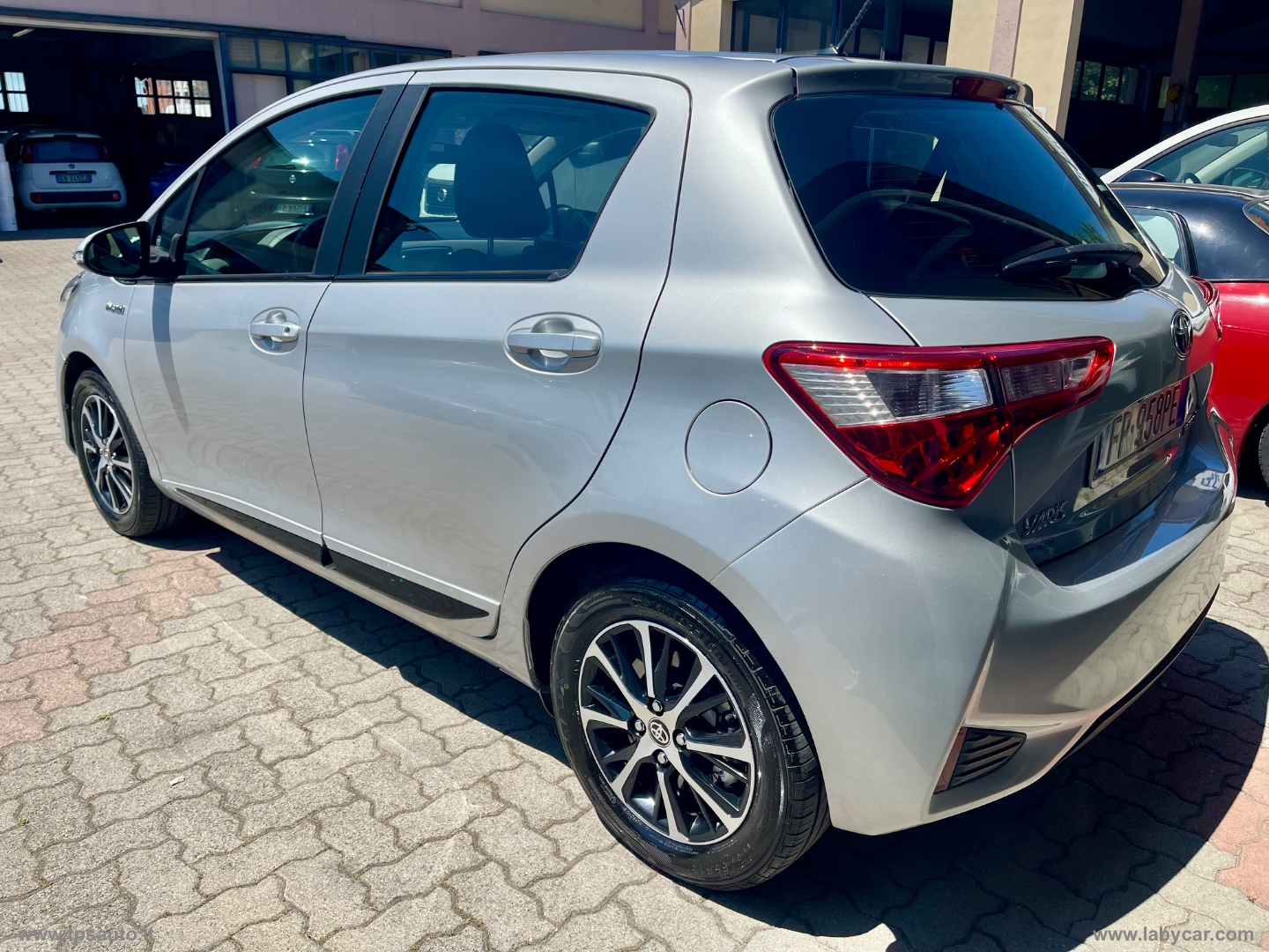 Yaris 1.5 Hybrid 5p. Active - immagine 13