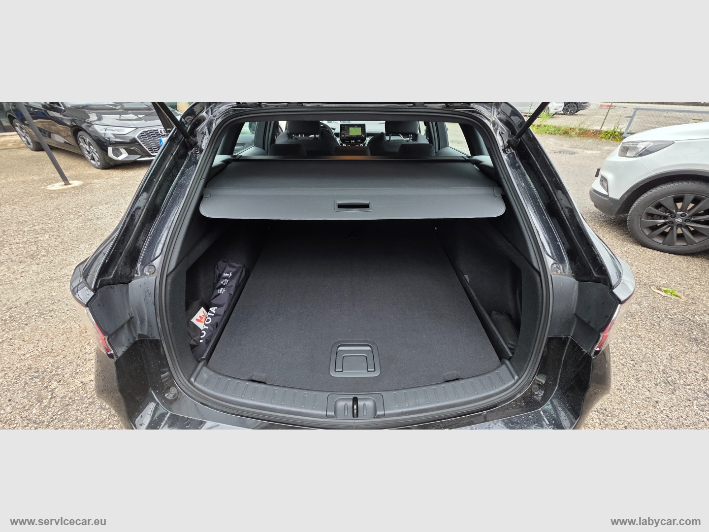 Corolla TS 1.8 Hybrid Business Tech - immagine 13