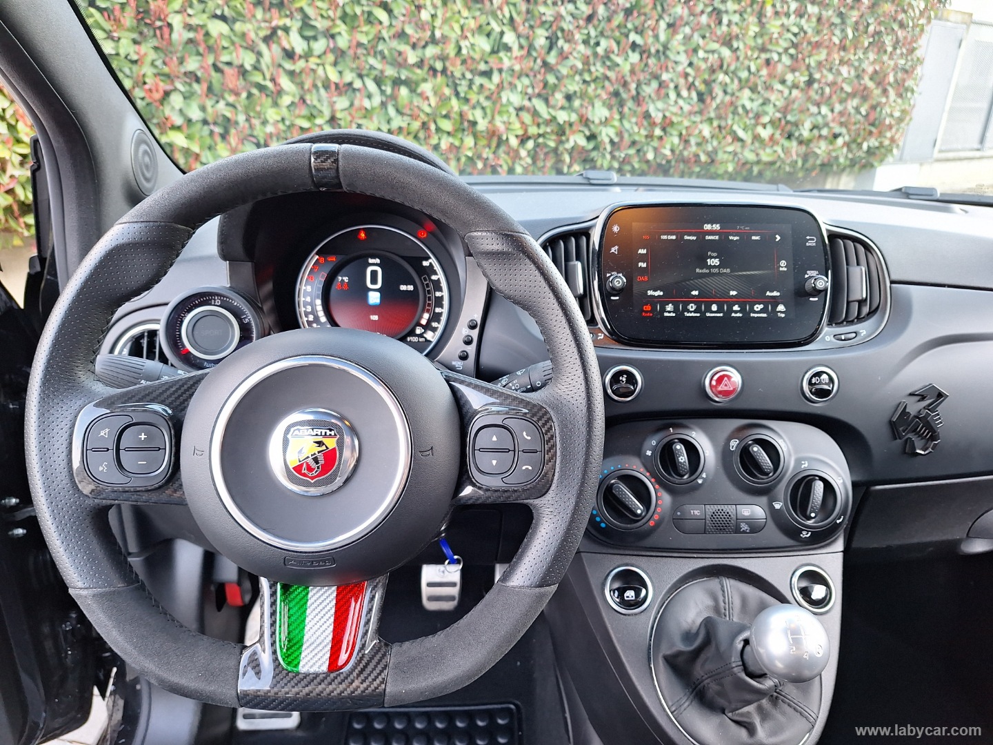 695 1.4 Turbo T-Jet 180 CV SABELT CARBONIO - immagine 13