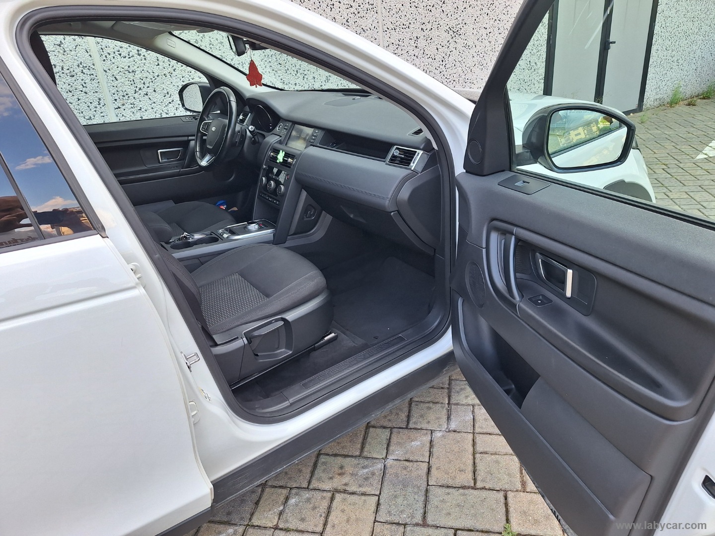 Discovery Sport 2.0 TD4 150 - immagine 13