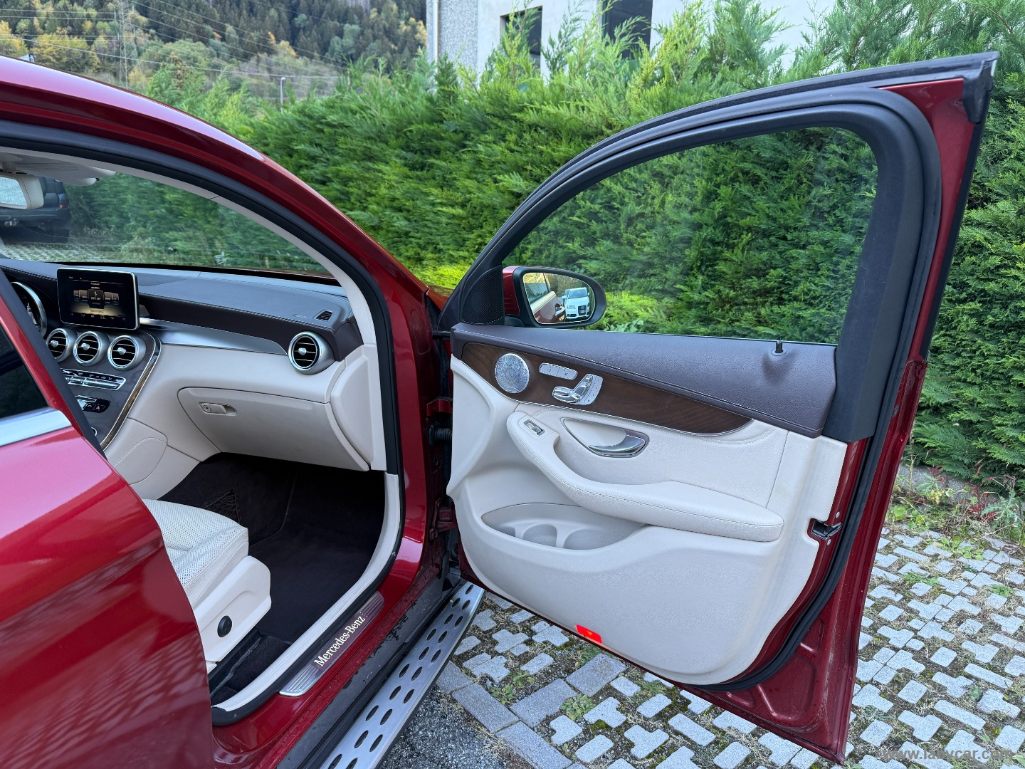 GLC 250 d 4Matic Coupé Premium TETTO GANCIO 360 CAMERA - immagine 13