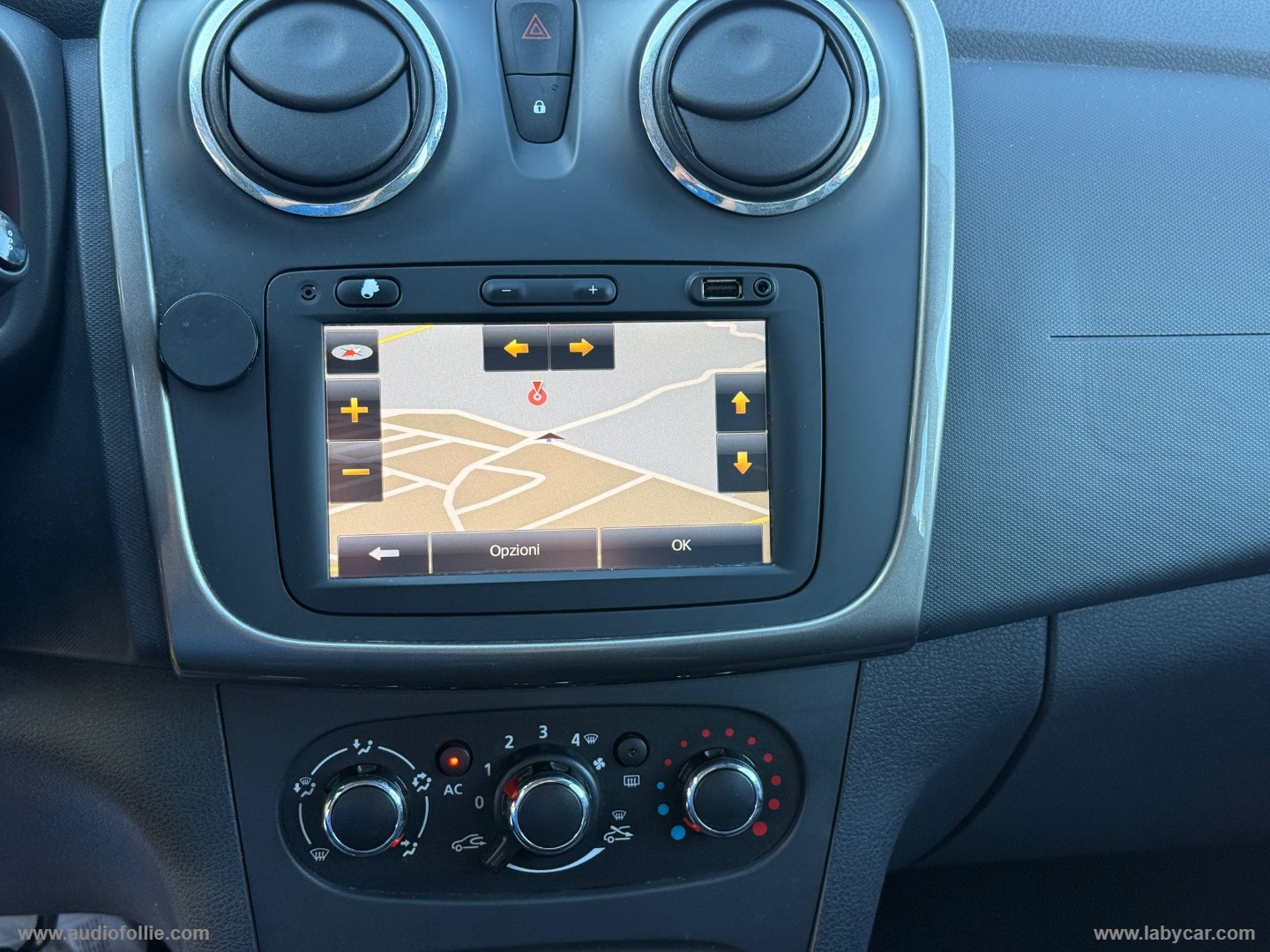 Sandero Stepway 1.5 dCi 8V 90 CV - immagine 13