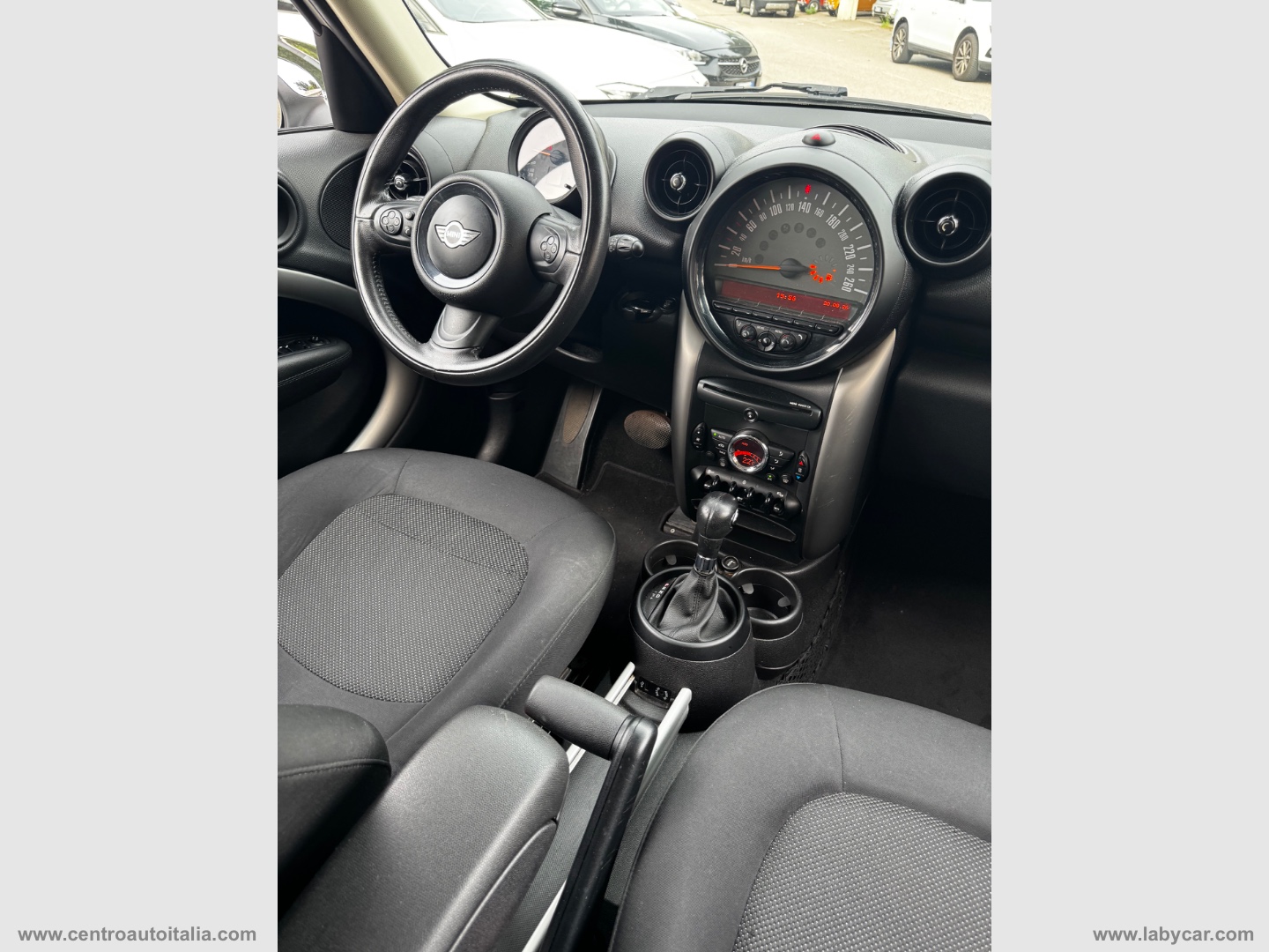 Mini Cooper D Park Lane Countryman Aut. - immagine 13