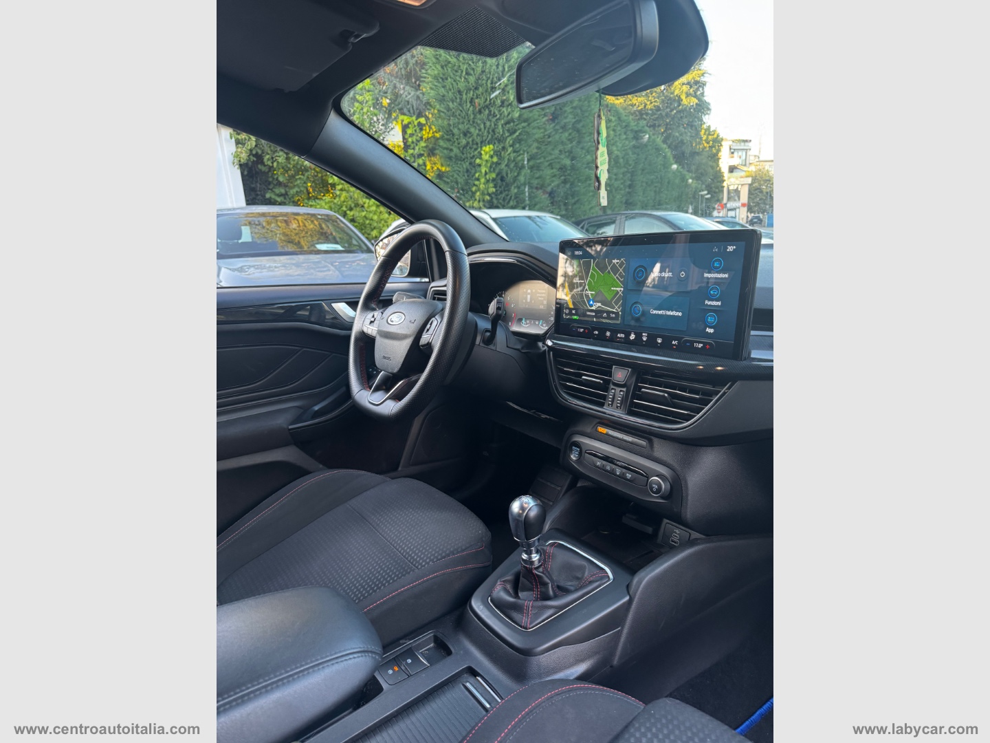 Focus 1.0 EcoBoost Hybrid 125CV 5p.ST LINE - immagine 13