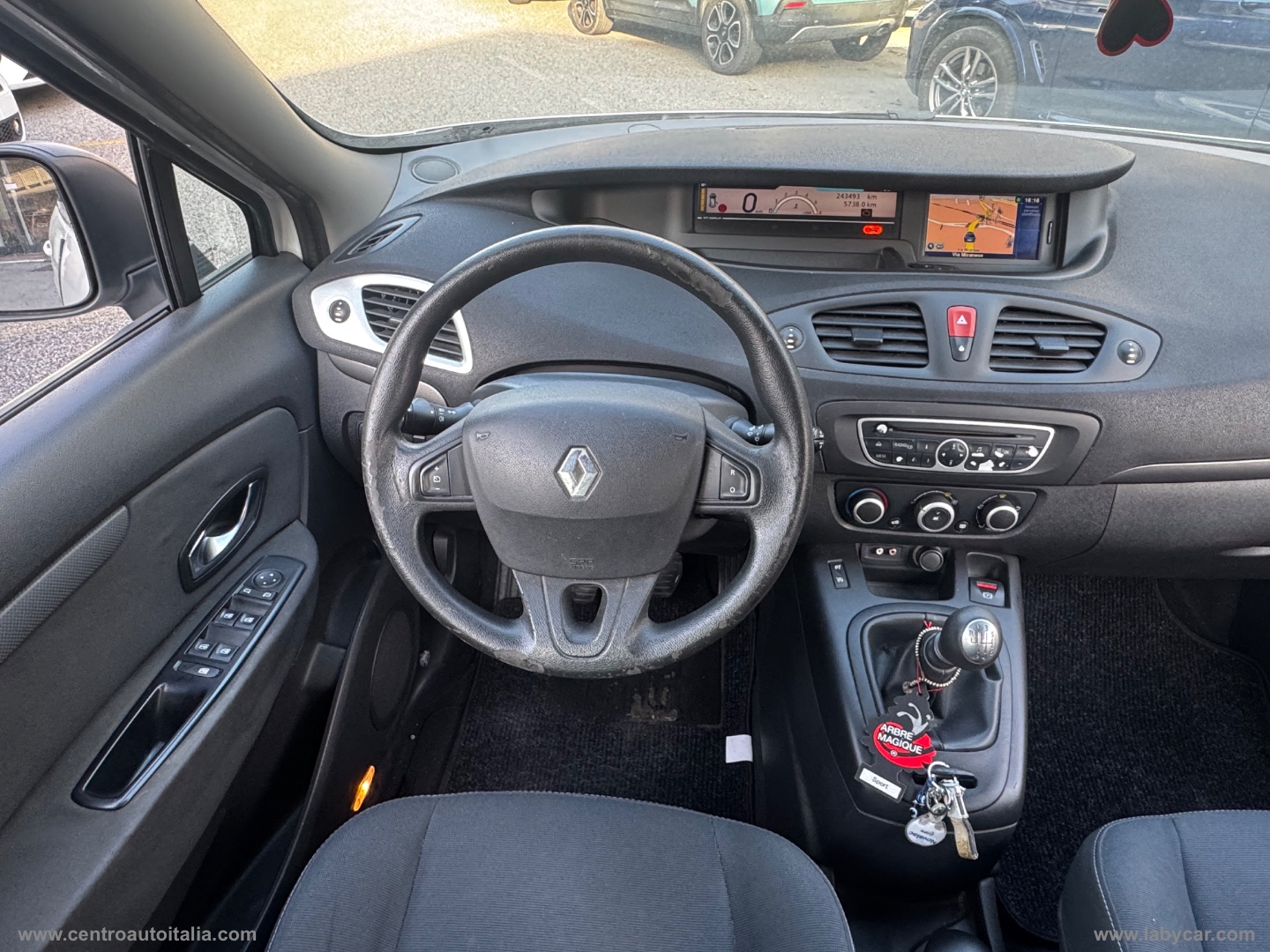 Scénic X-Mod 1.5 dCi 110 CV Luxe - immagine 13