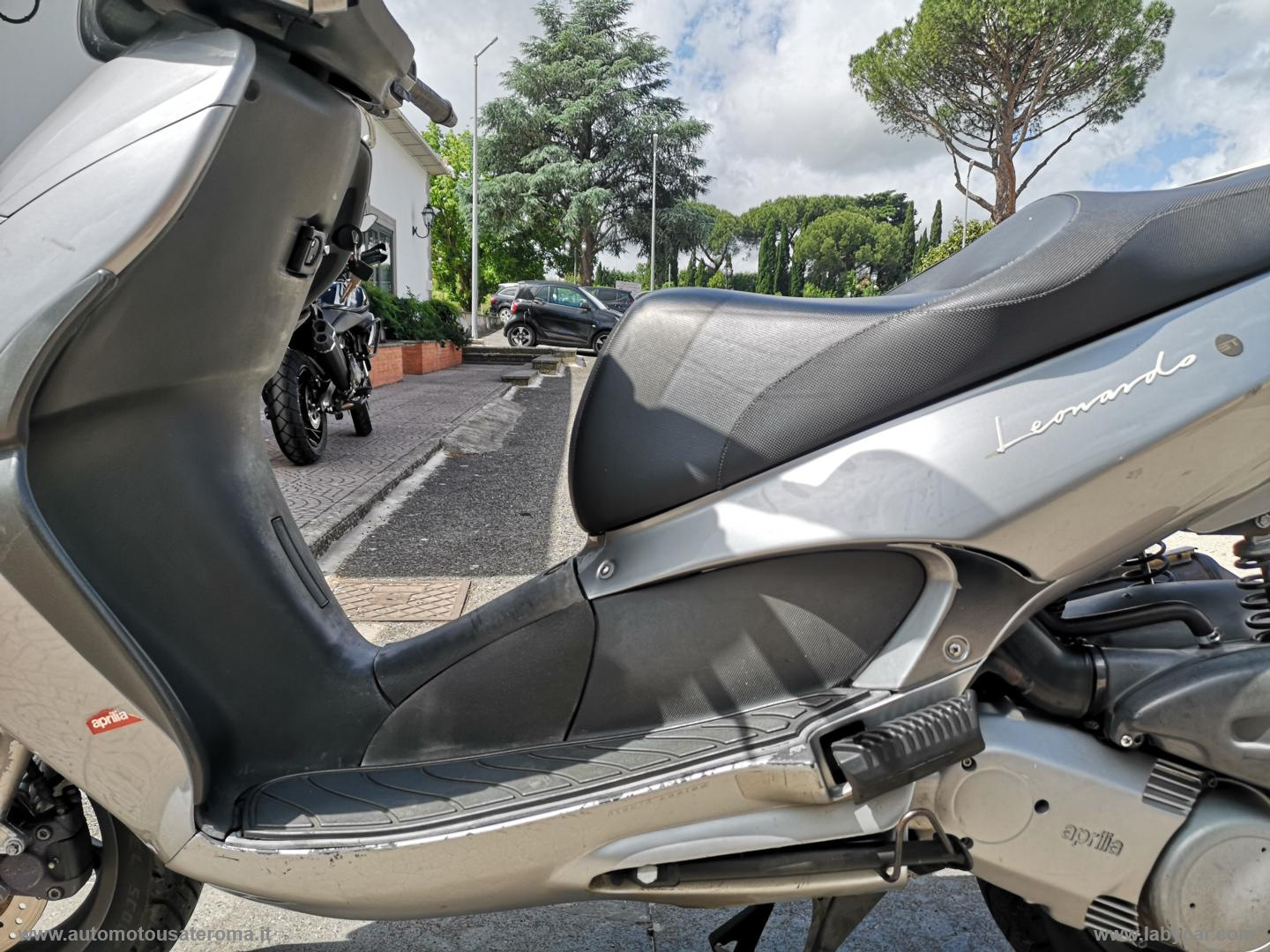 Leonardo 150 ST RATE AUTO MOTO SCOOTER - immagine 13
