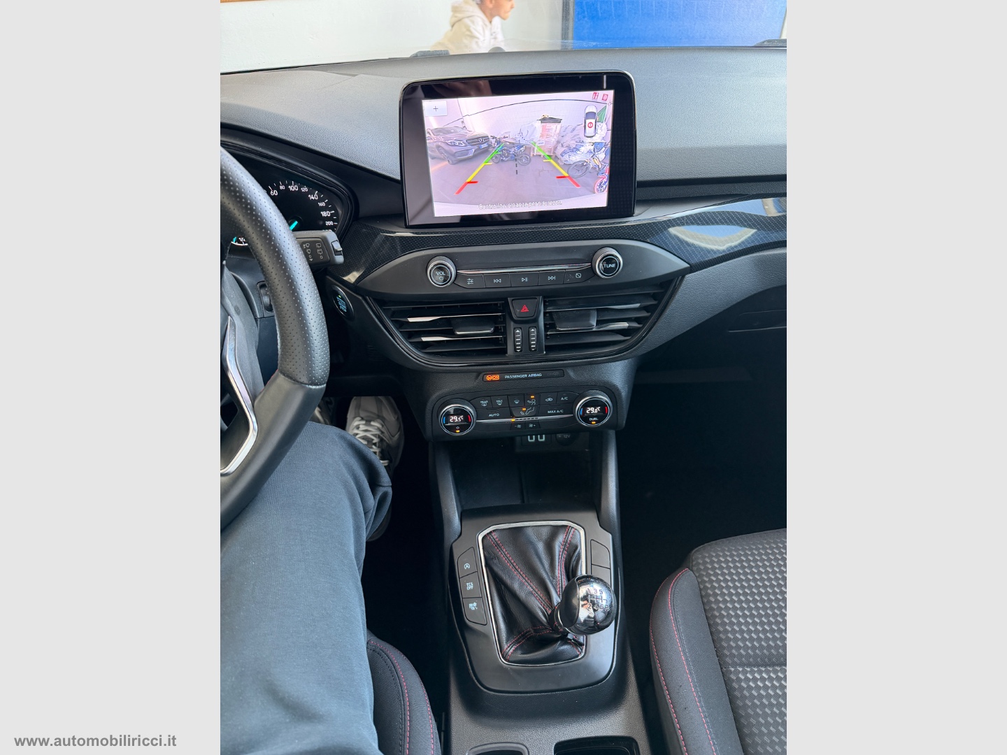 Focus 1.0 EcoBoost Hybrid 125CV ST LINE - immagine 13