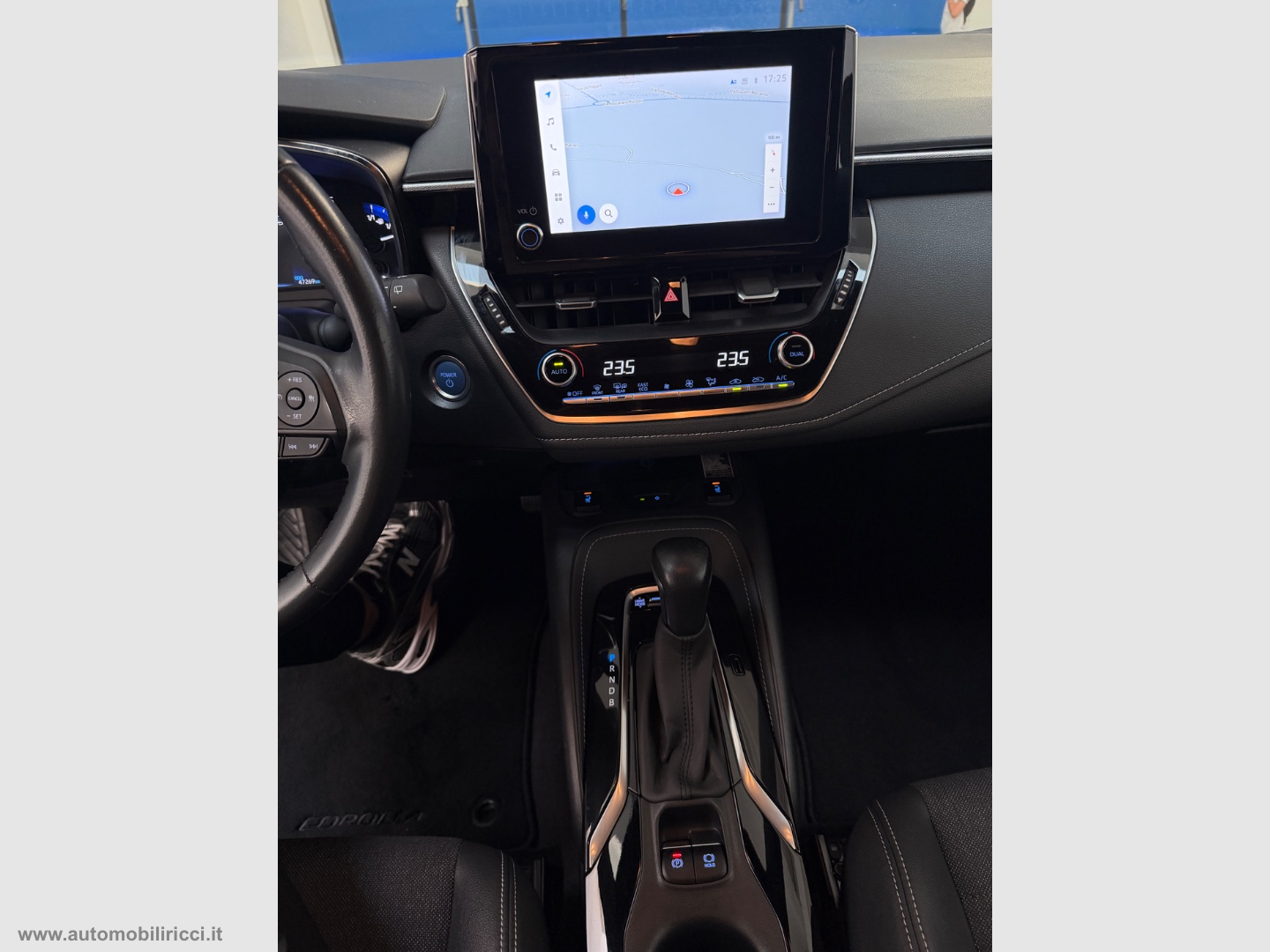 Corolla 1.8 Hybrid Style - immagine 13