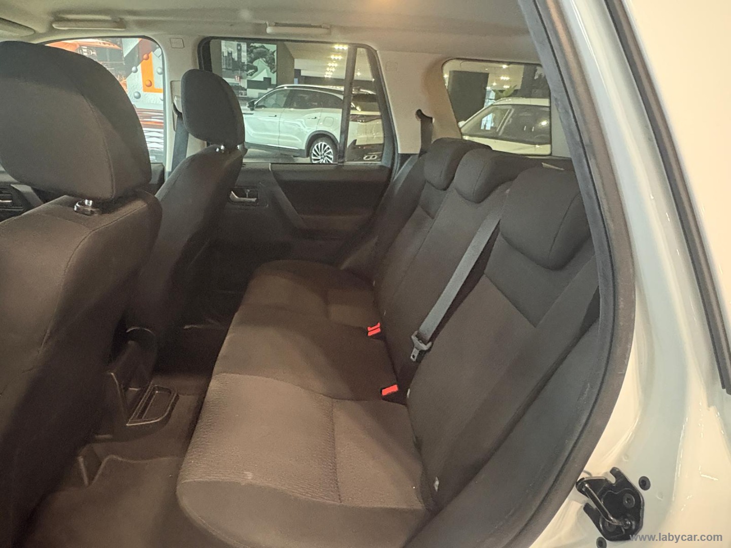 Freelander 2.2 TD4 S.W. S - immagine 13