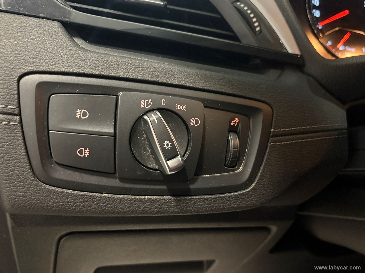 X2 sDrive18d - immagine 13