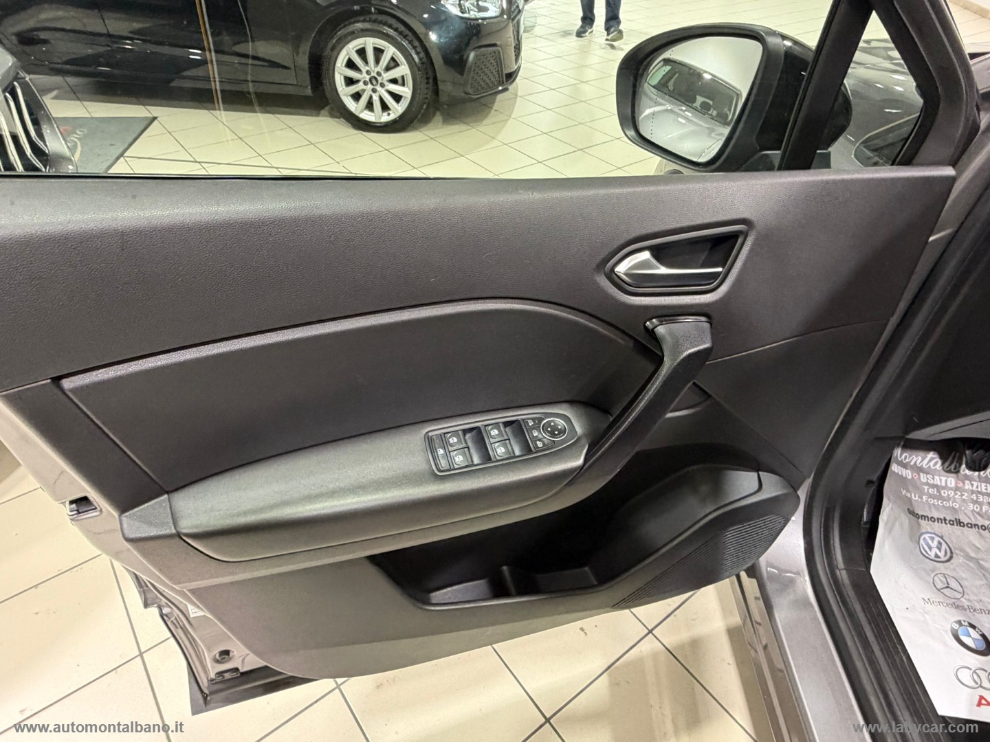 Captur Blue dCi 8V 95 CV Intens - immagine 13