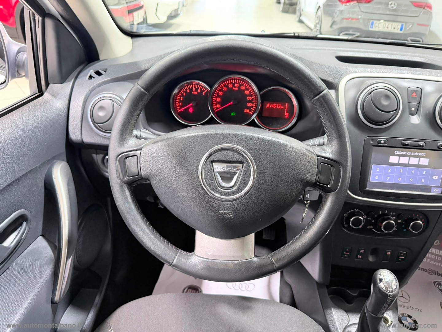 Sandero Stepway 1.5 dCi 8V 90 CV S&S - immagine 13