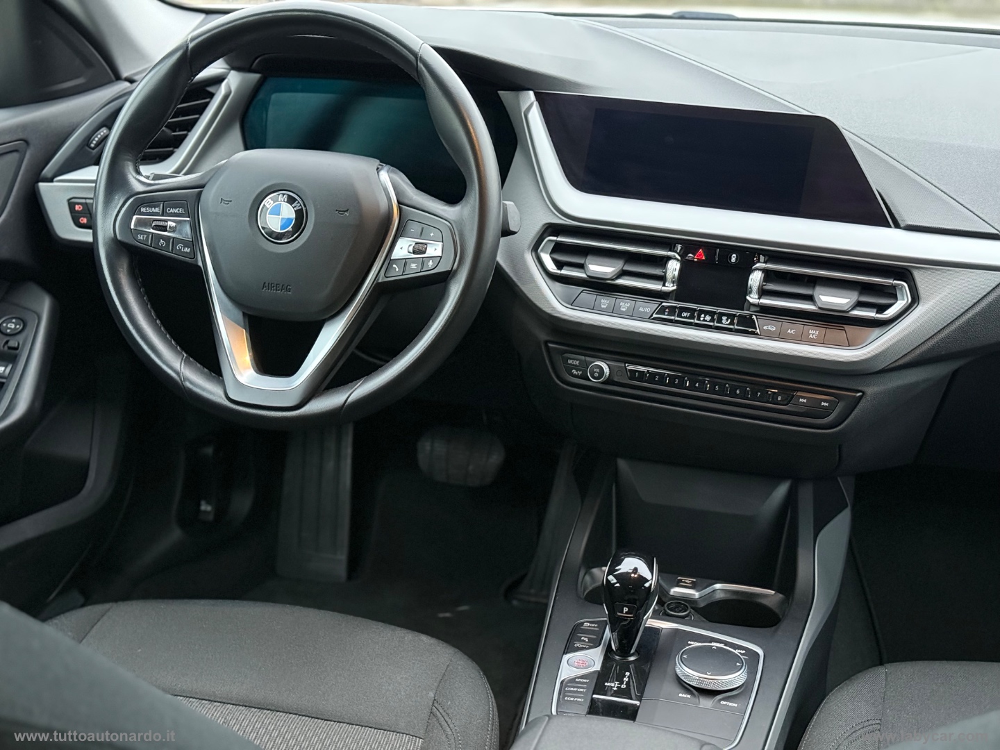216d Gran Coupé Colorvision Edition aut. - immagine 13
