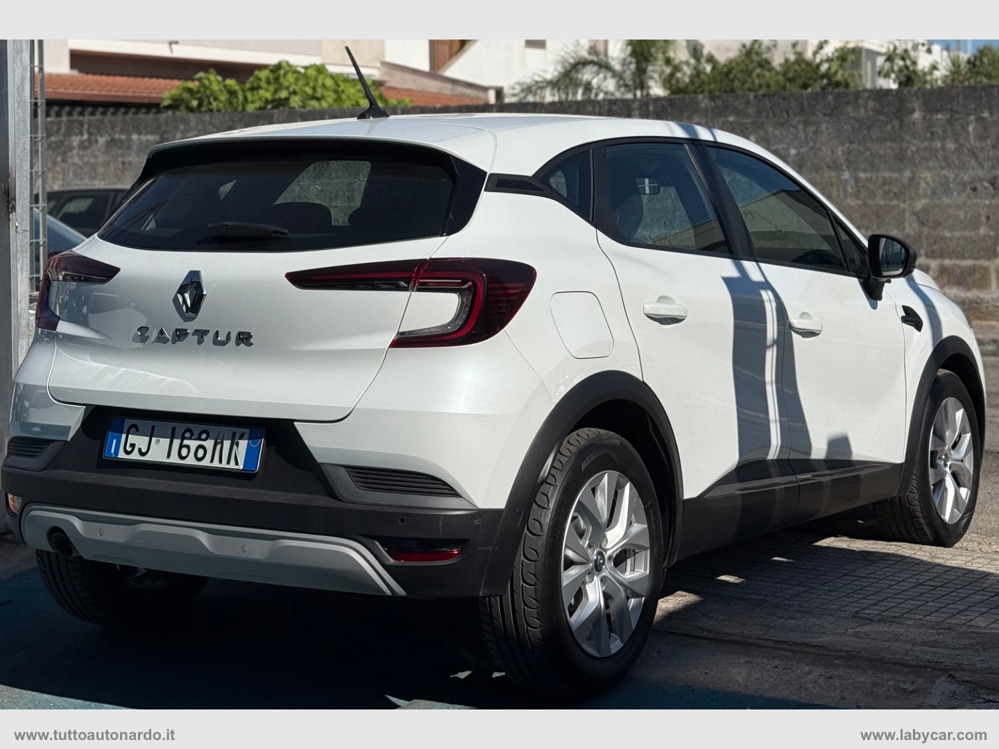 Captur TCe 12V 90 CV Business - immagine 13