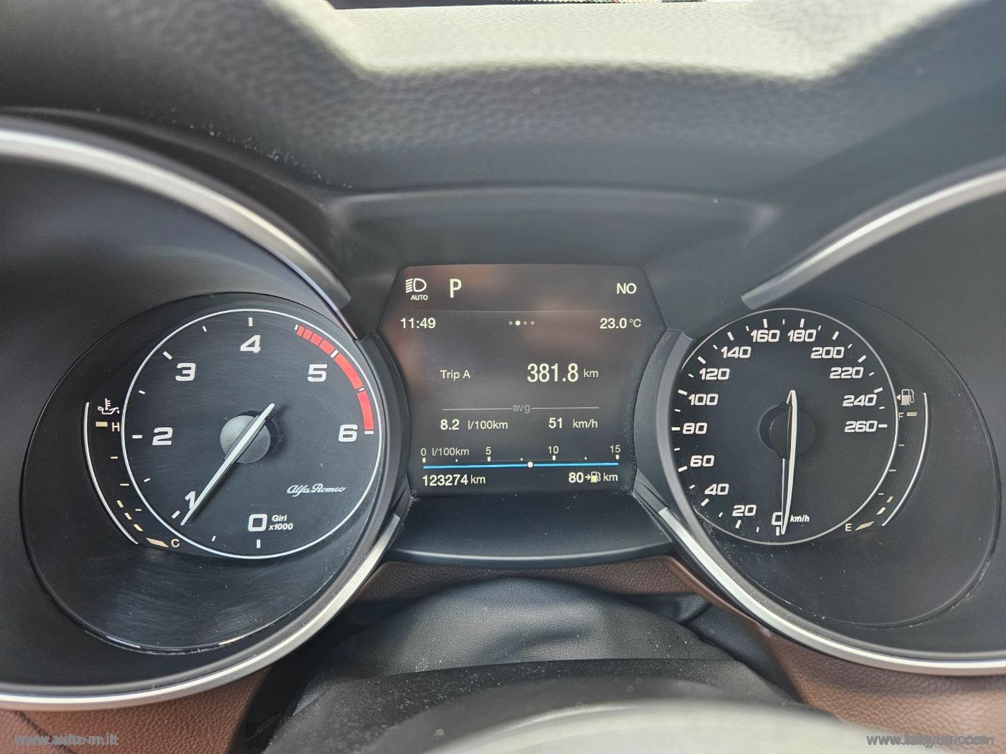 Stelvio 2.2 T.diesel 210 CV AT8 Q4 Exec. - immagine 13