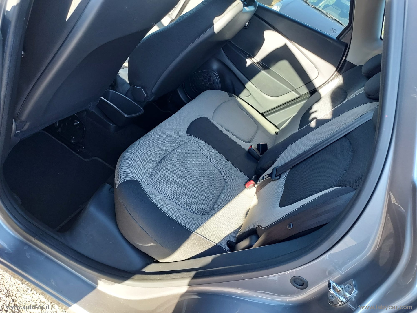 Captur 1.5 dCi 8V 90 CV S&S Ener. R-Link - immagine 13
