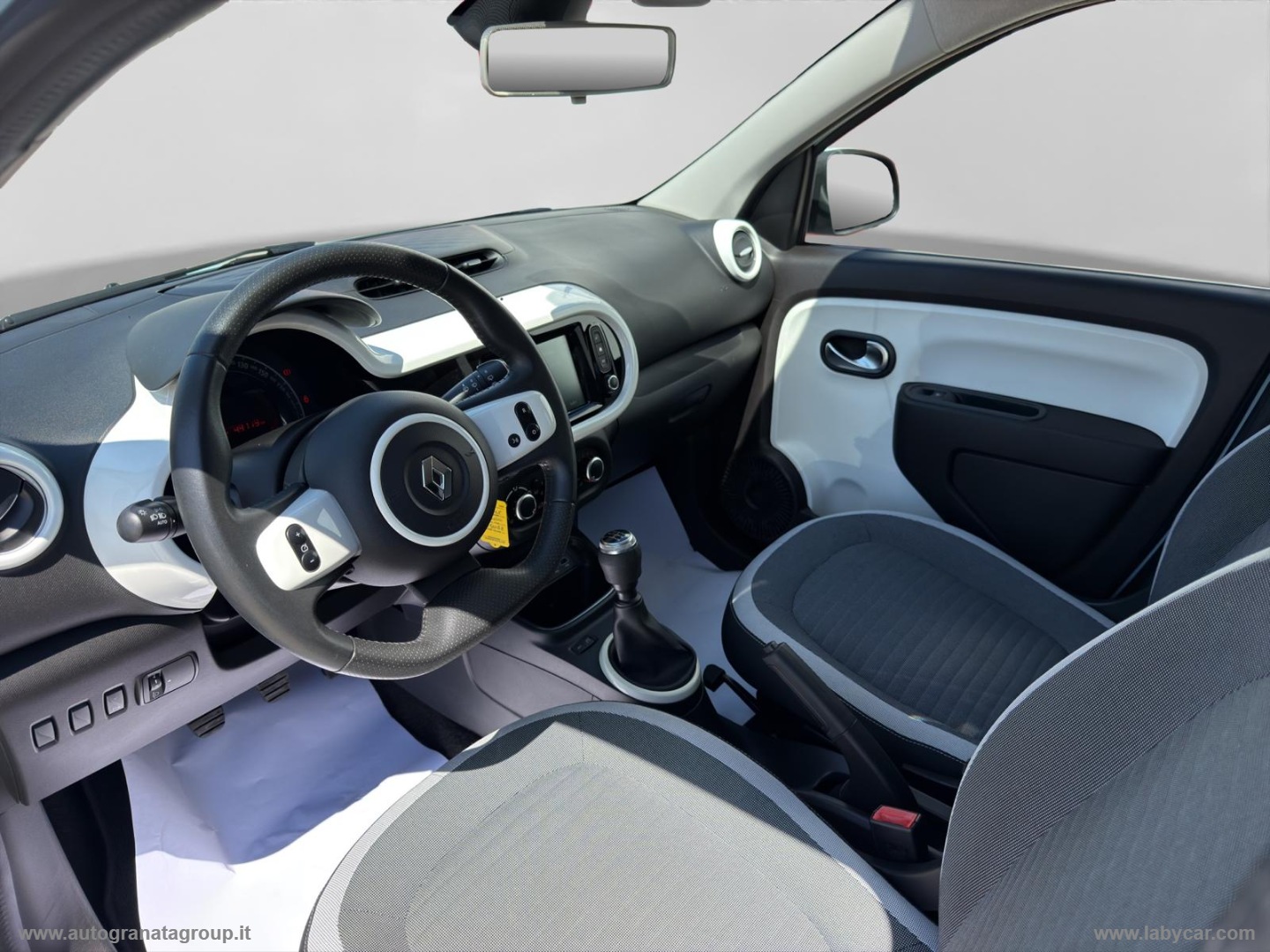 Twingo SCe 65 CV Intens PARI NUOVO! - immagine 13