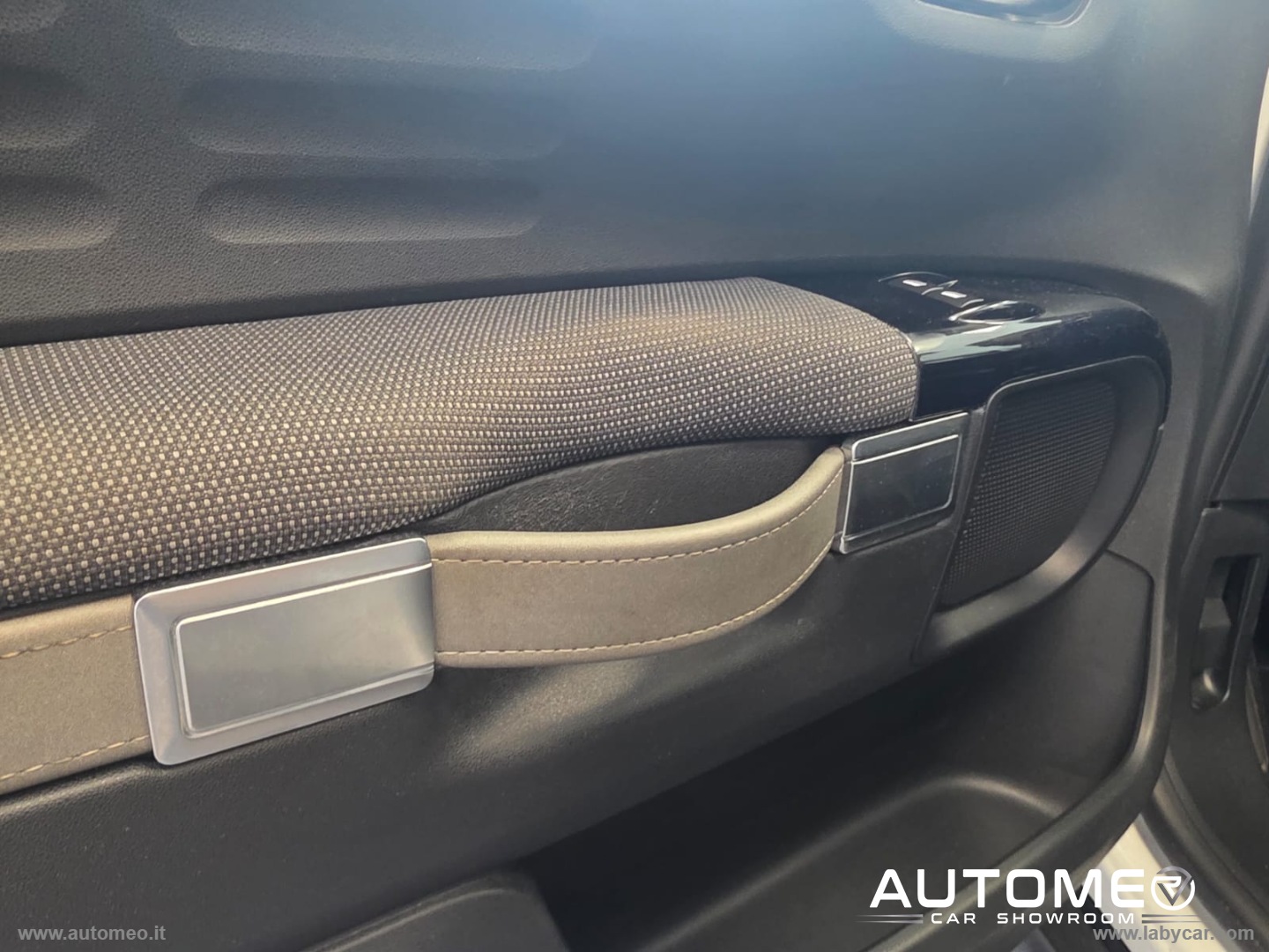 C4 Cactus BlueHDi 100 S&S Shine - immagine 13