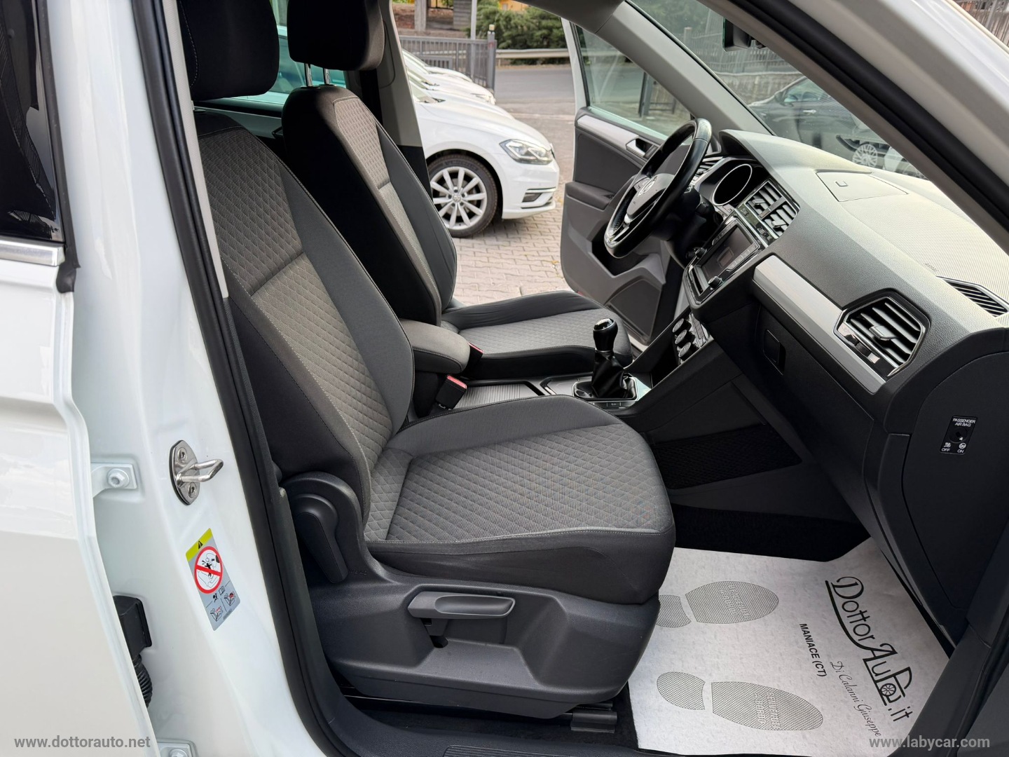 Tiguan 1.6 TDI Business BMT - immagine 13