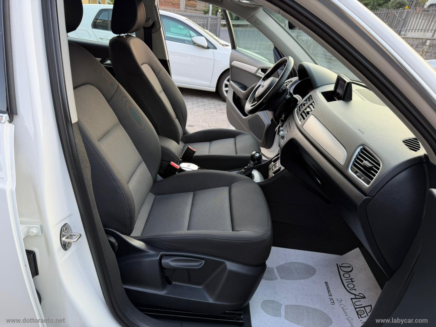 Q3 2.0 TDI 120CV S TRONIC - immagine 13