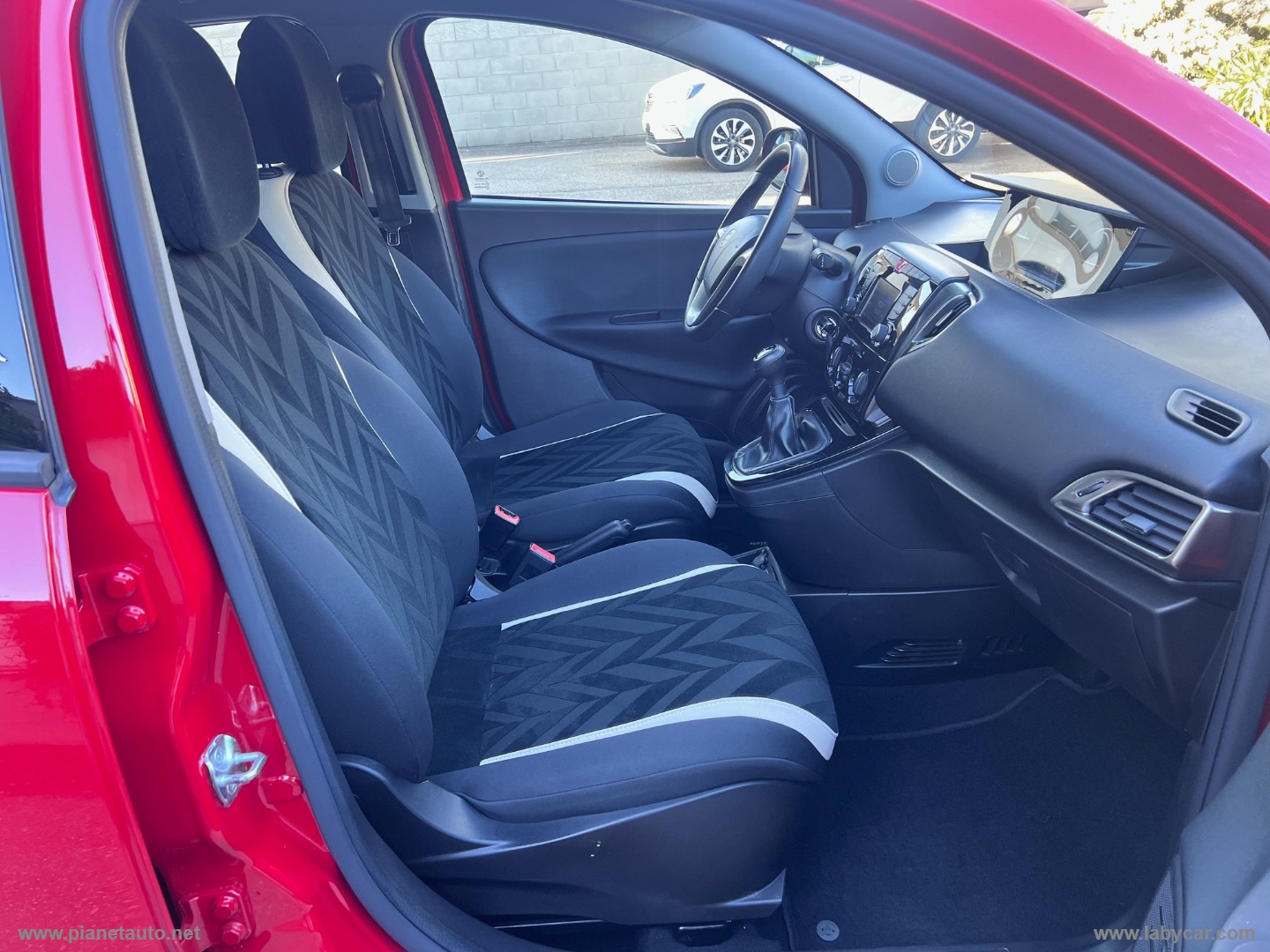 Ypsilon 1.3 MJT 95 CV 5p. S&S Gold - immagine 13