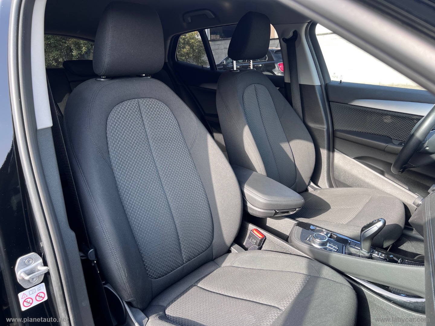 X2 xDrive18d Advantage - immagine 13