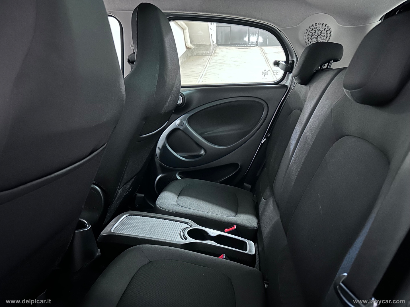 forfour 90 0.9 Turbo Passion - immagine 13
