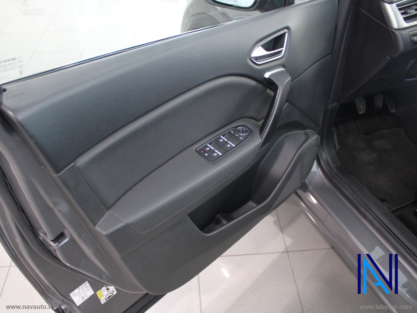 Captur Blue dCi 8V 95 CV Intens - immagine 13