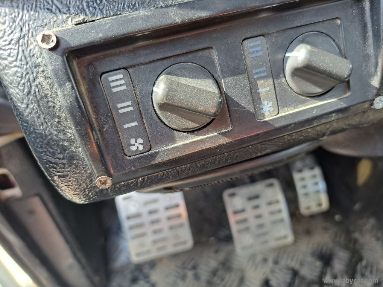 Defender 90 2.5 Td5 Station Wagon S - immagine 13