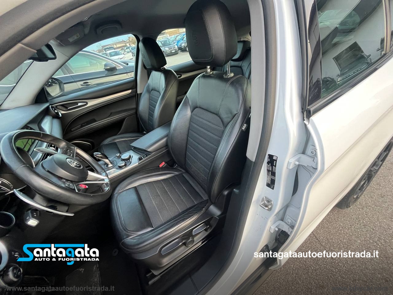 Stelvio 2.2 T.diesel 150CV AT8 RWD Super - immagine 13
