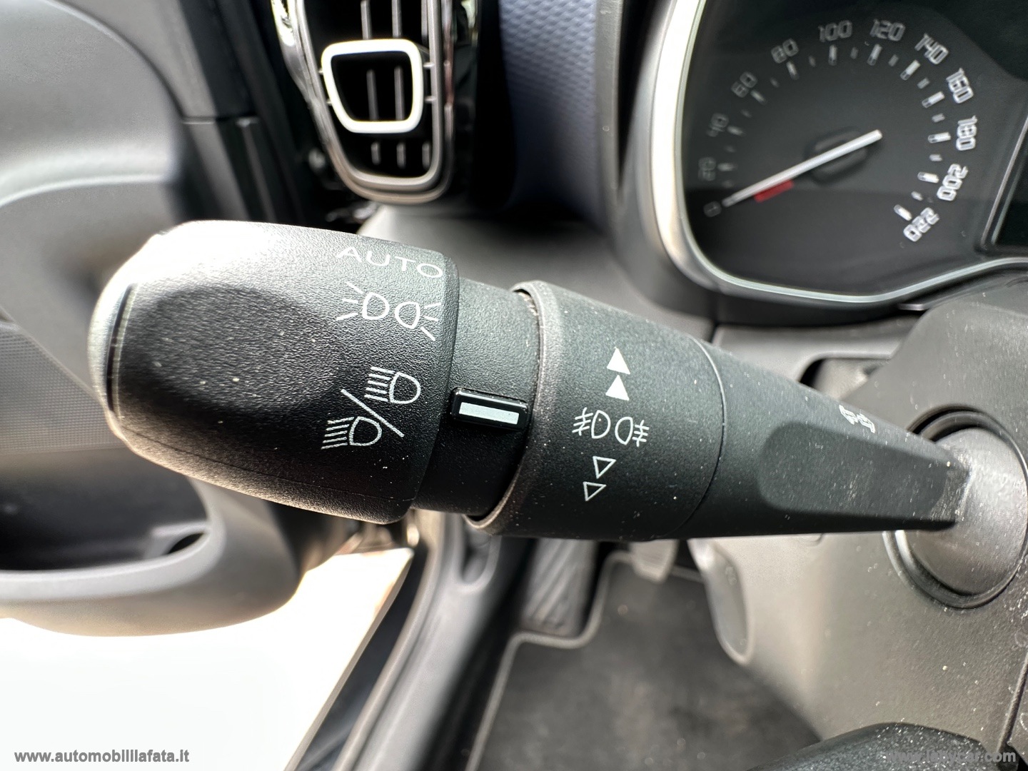C3 Aircross BlueHDi 110 S&S Rip Curl 23.500 KM DIESEL - immagine 13