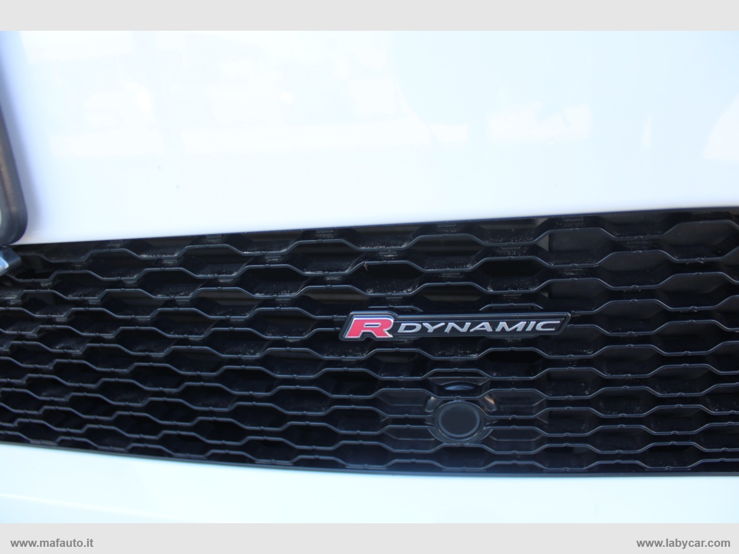 RR Evoque 2.0D I4 163 CV AWD Auto R-D. S - immagine 14
