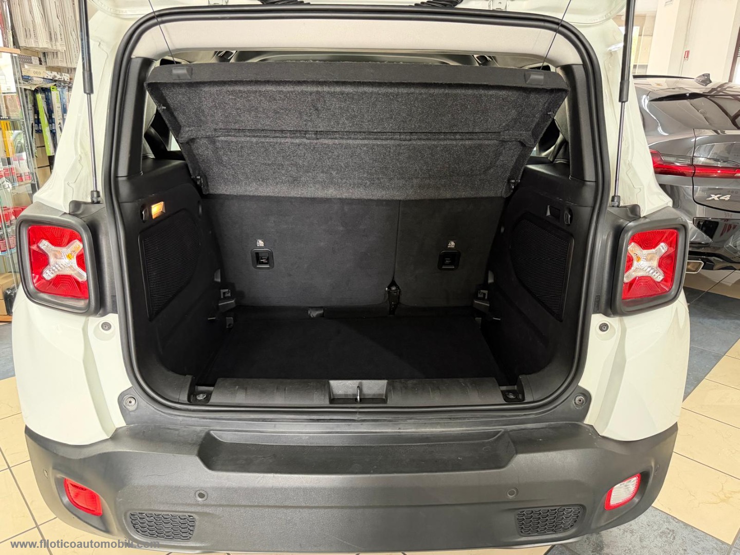 Renegade 1.6 Mjt 130CV Limited SUPER PREZZO | USATO GARANTITO - immagine 14