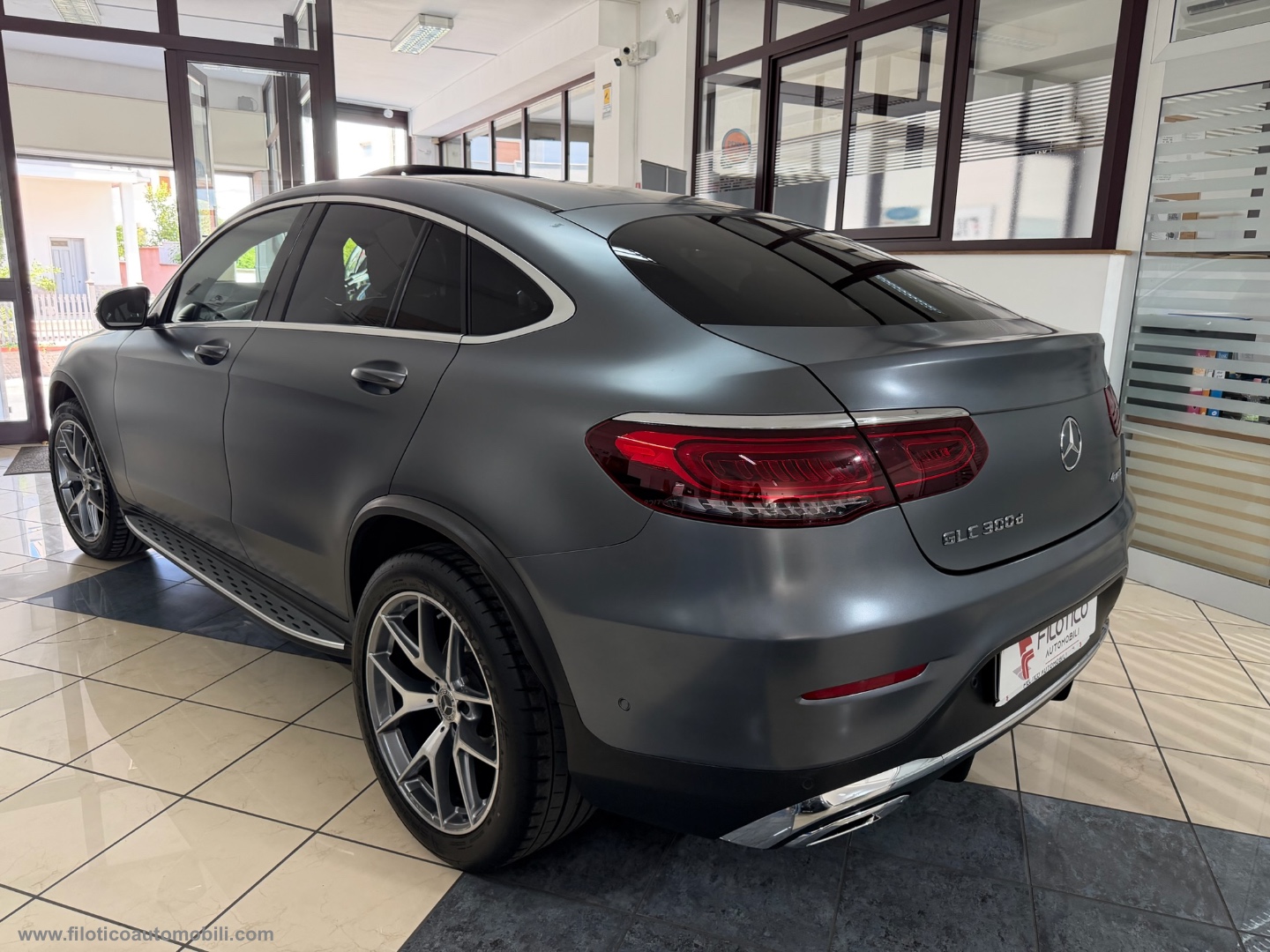 GLC 300 d 4Matic Coupé Premium Plus TETTO APRIBILE- GANCIO TRAINO - LUCI AMBIENT - immagine 14