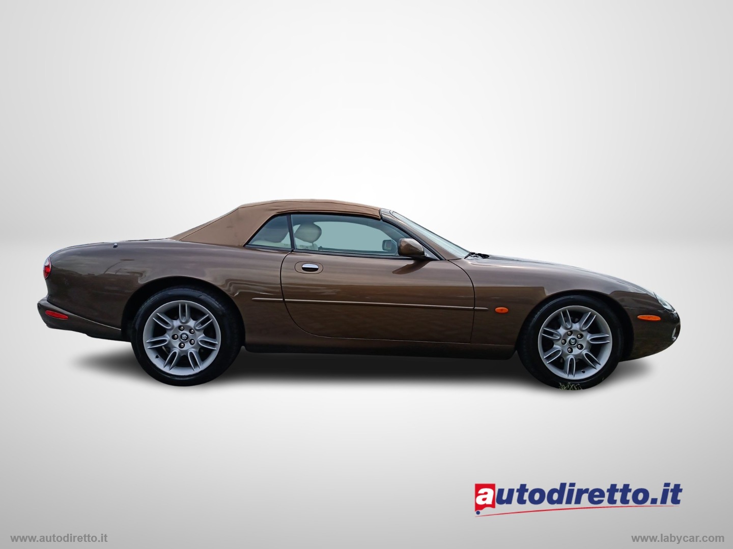 XK8 4.0 Convertibile - immagine 14