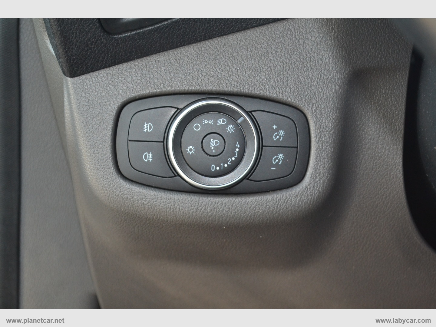 Gran Tourneo Connect 1.5 TDCi 120CV Tit. - immagine 14
