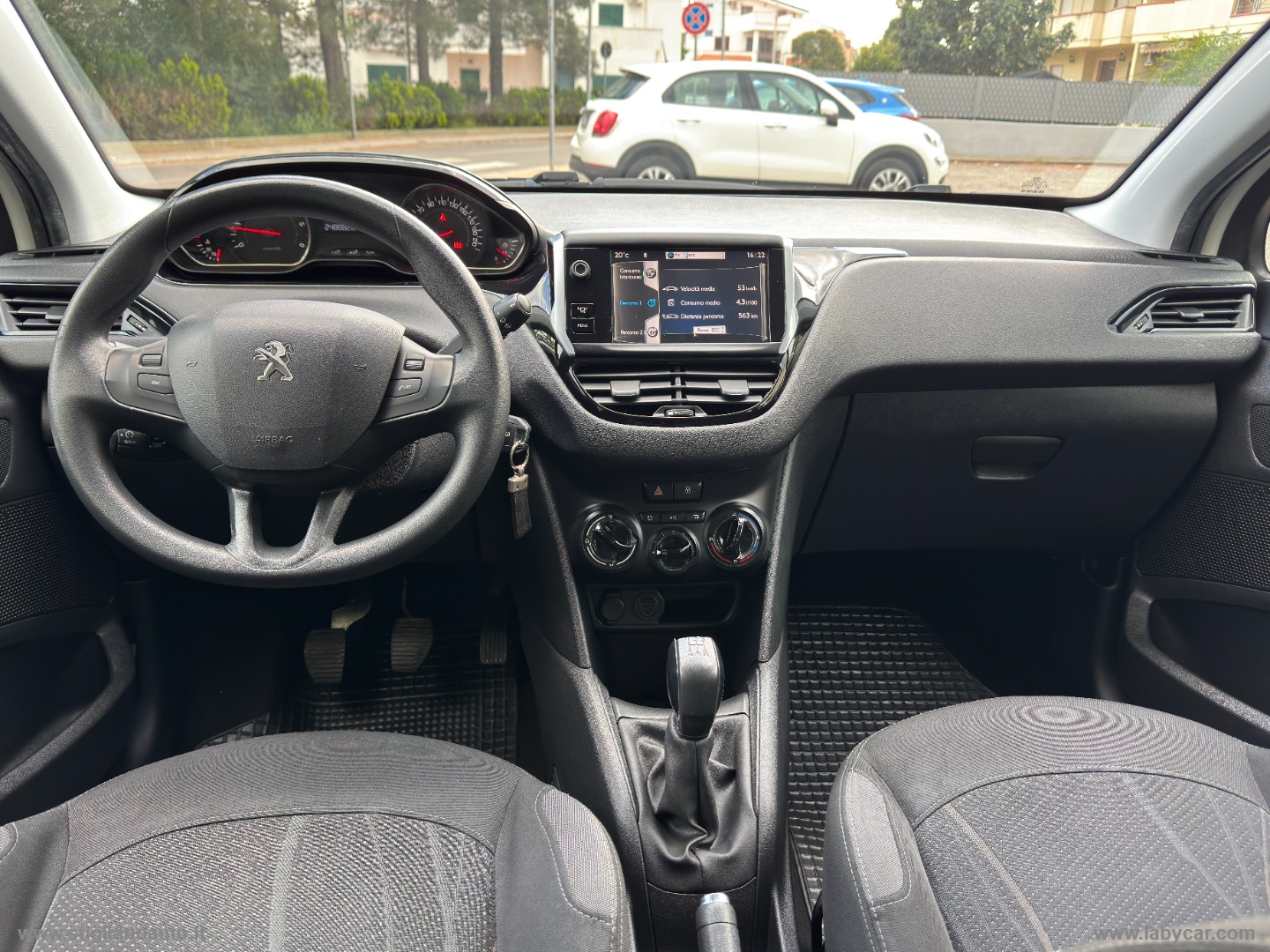 208 1.4 HDi 68 CV 5p. Business - immagine 14