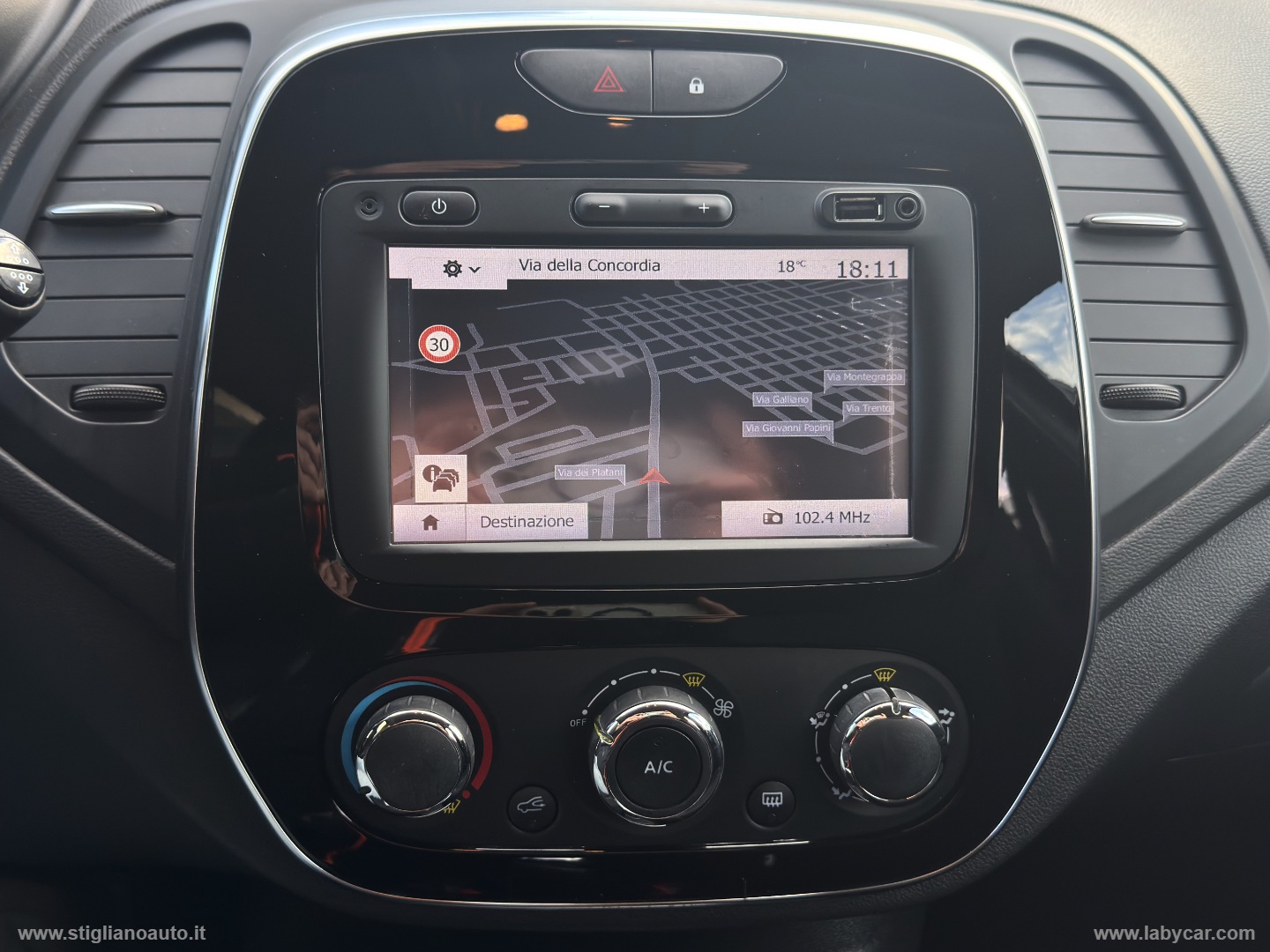 Captur dCi 8V 90 CV Sport Edition KM CERTIFICATI - immagine 14