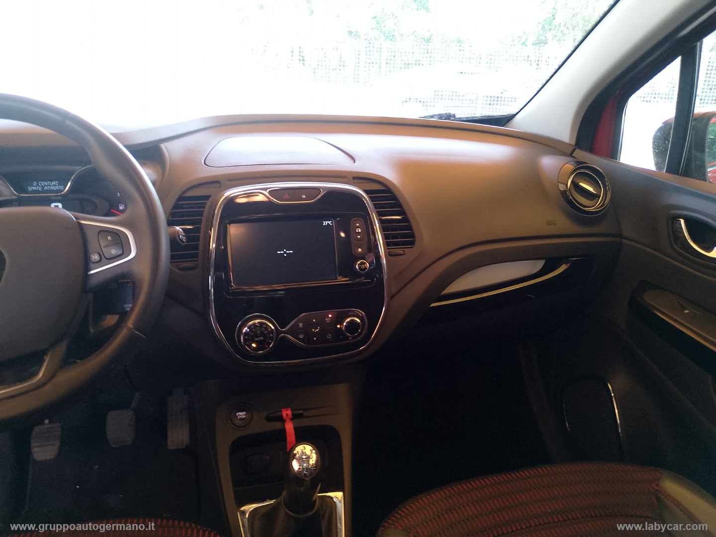 Captur dCi 8V 90 CV EDC Initiale Paris - immagine 14