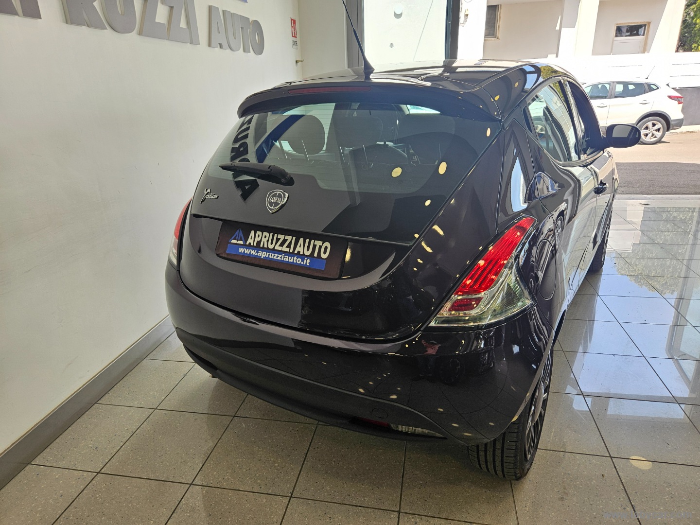 Ypsilon 1.3 MJT 95 CV 5p. S&S Platinum - immagine 14