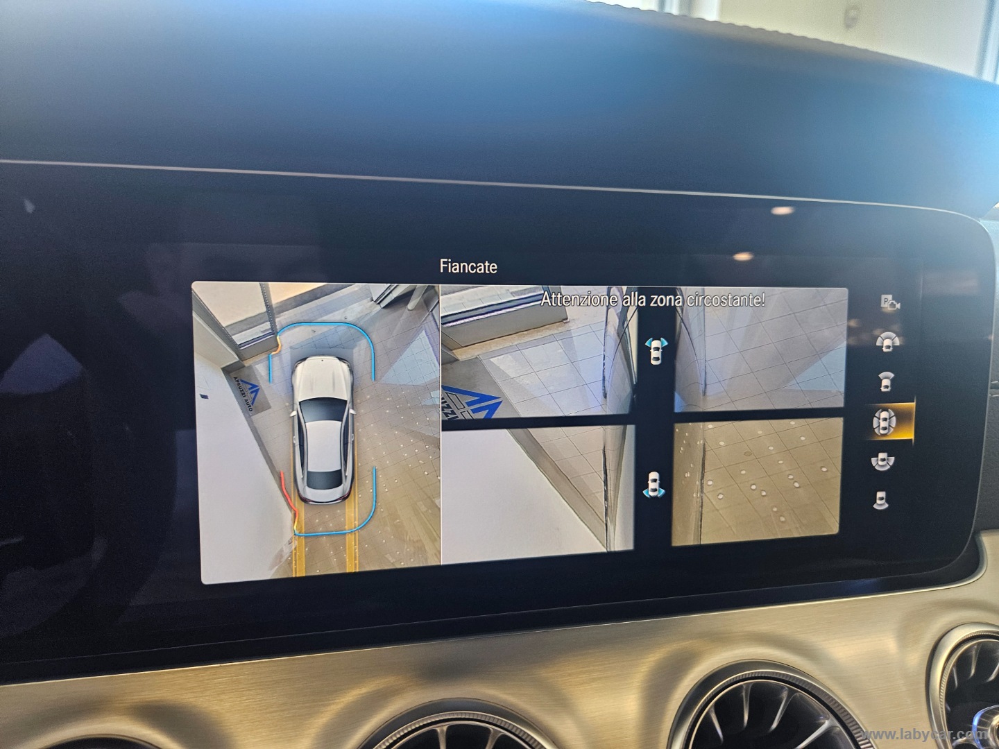 E 300 d Auto 4Matic Mild hybr. Prem. Pl. - immagine 14