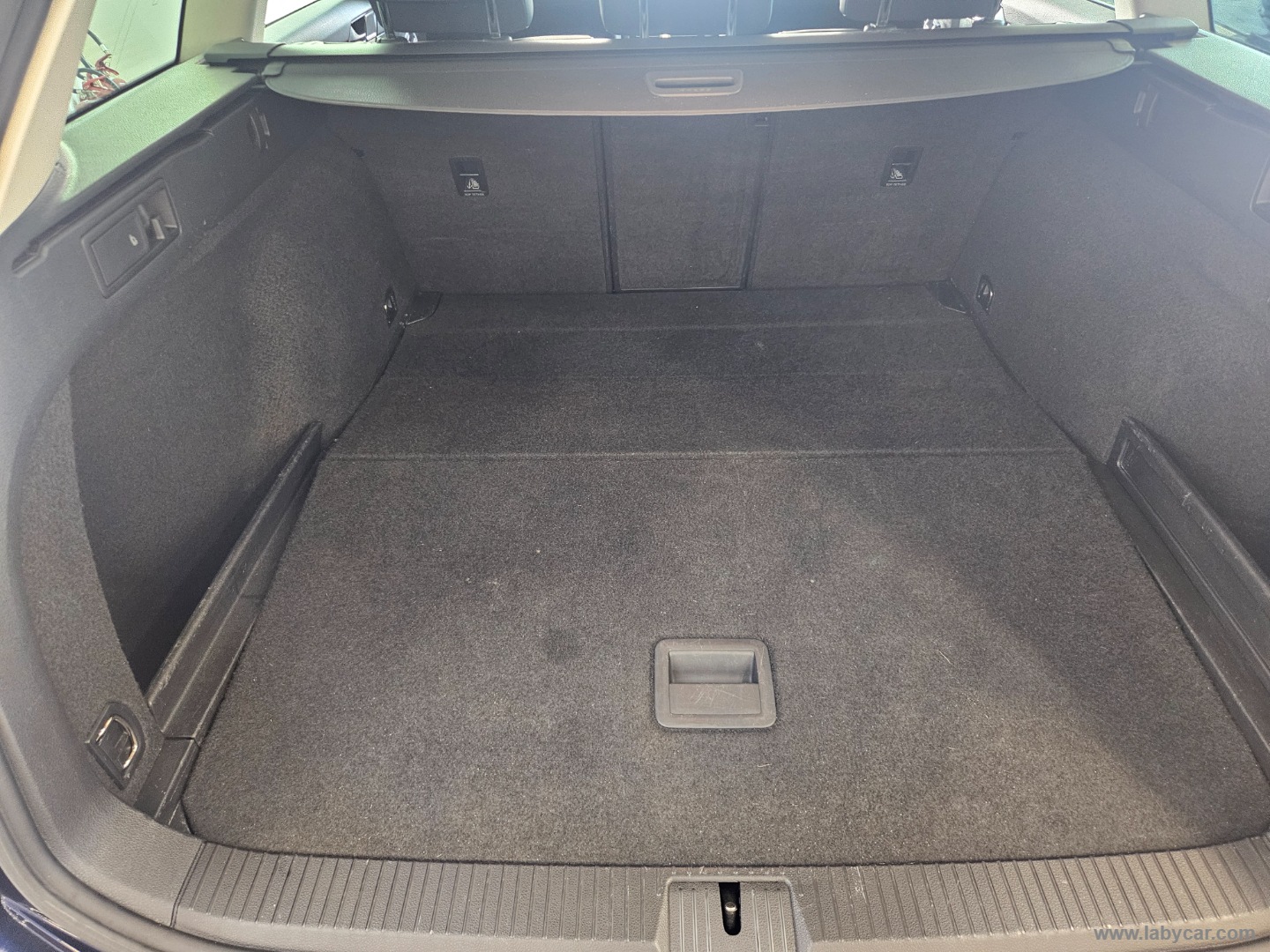 Passat 2.0 TDI DSG Business BlueMot Tech - immagine 14
