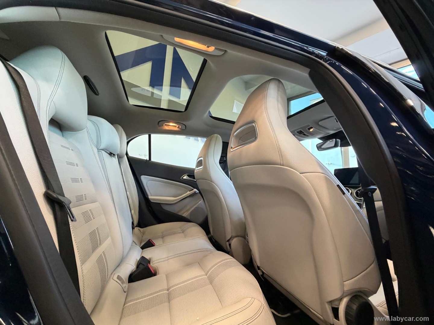 GLA 200 d Automatic Sport - immagine 14