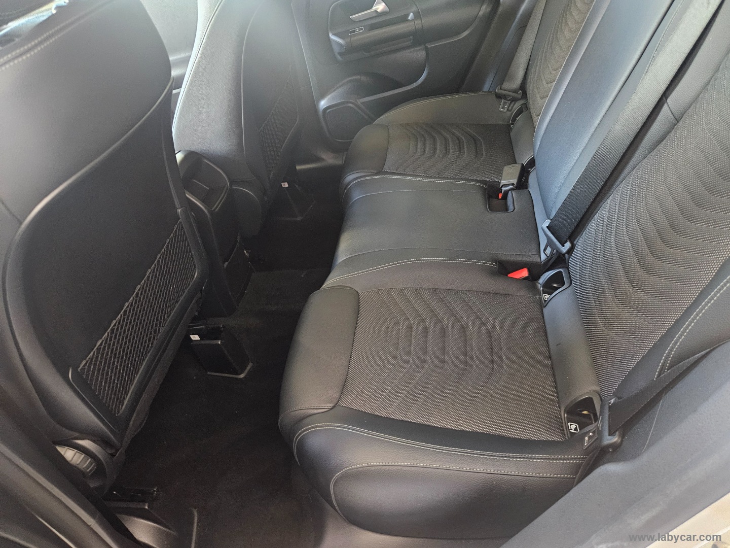 GLA 180 d Automatic Sport - immagine 14