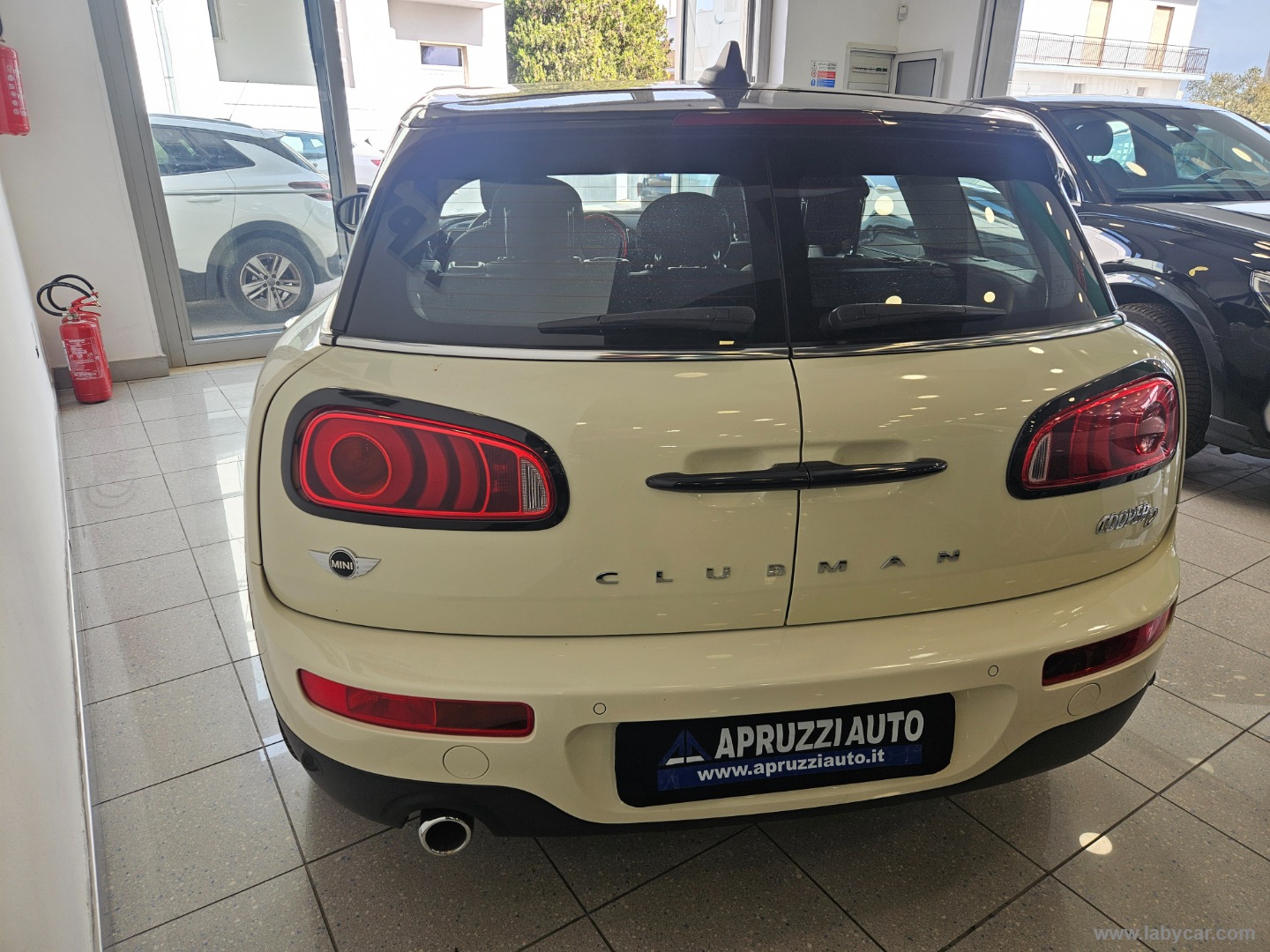 Mini Cooper D Business Clubman Aut. - immagine 14